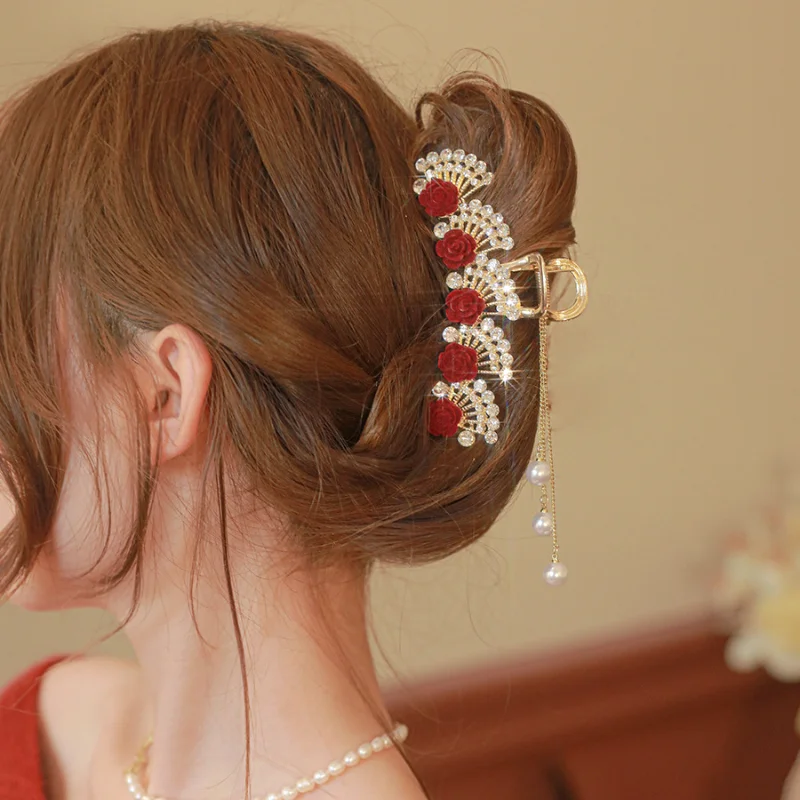 

2023 New Rose Fringe Rhinestone Hair Grip Clip Ladies Elegant Hair Clip Ponytail Clip Shark Clip Fashion Hair Accessories Female