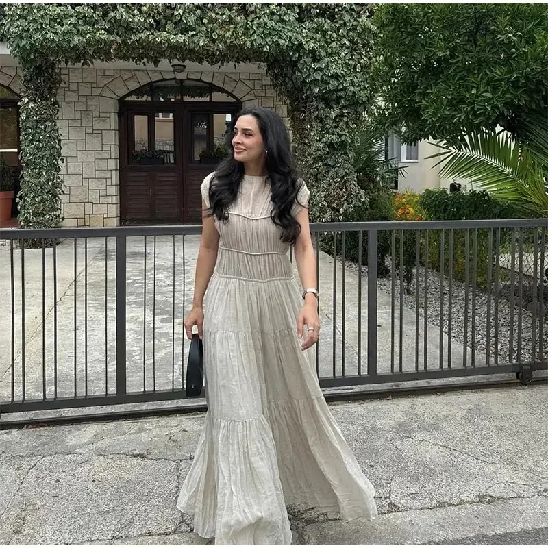 Женское платье без рукавов с круглым вырезом длинная форма морщинистая модная