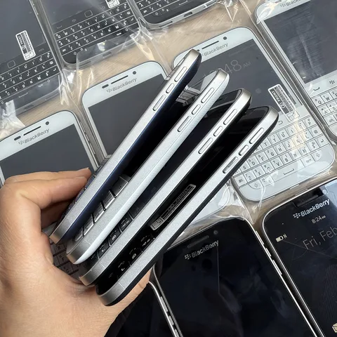 Смартфон Blackberry Classic Q20, 2/16ГБ, global, Б/у