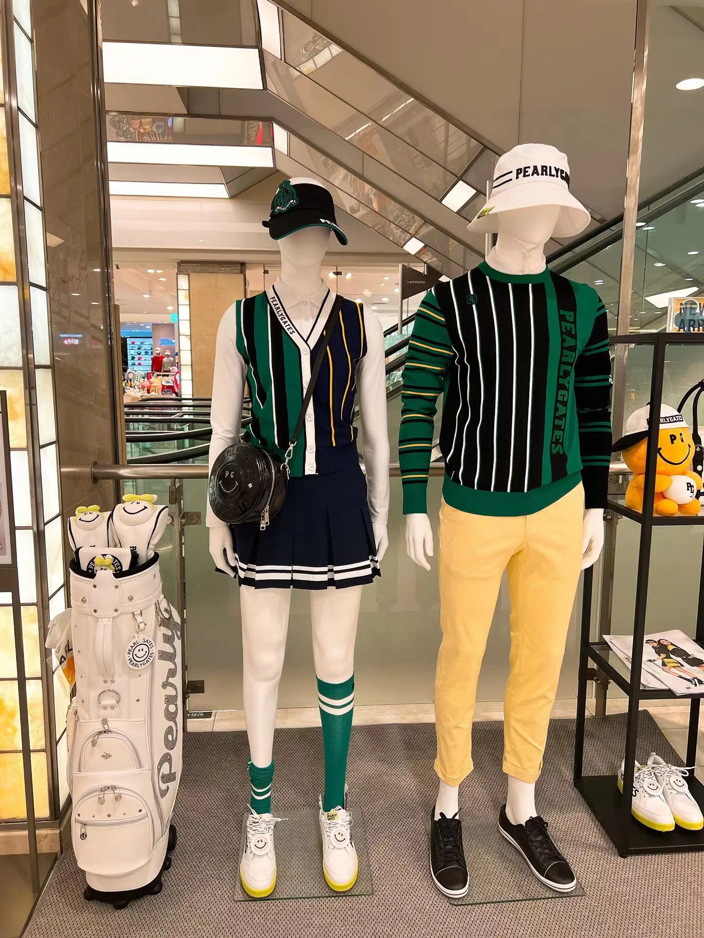 Spring and autumn 2022 new golf ladies cardigan vest vest high elastic soft can be paired with long sleeves outdoor fashion