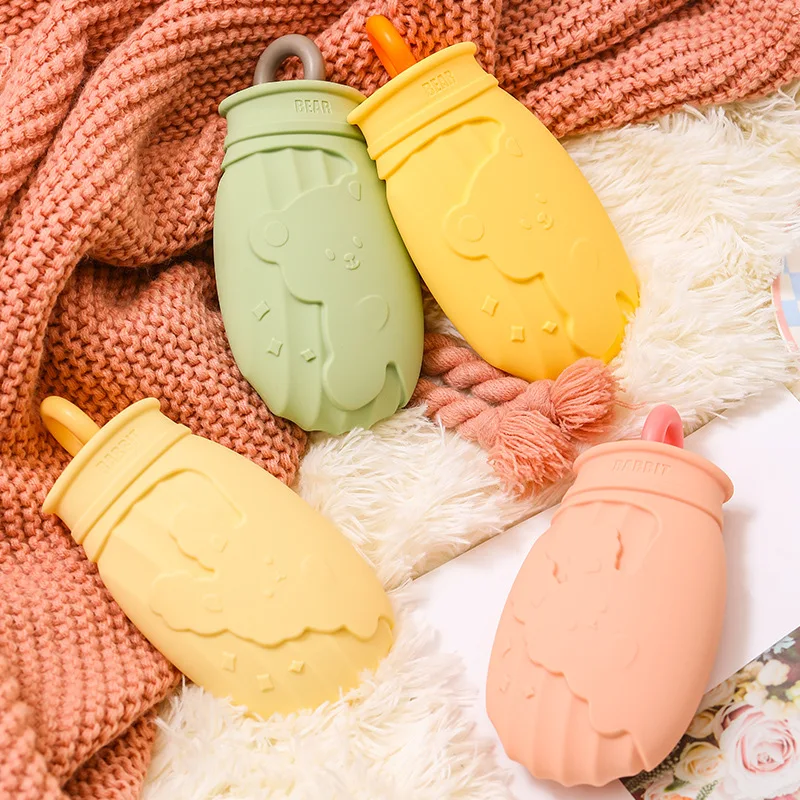 

Product Trending 2023 Cartoon Mini Hot Water Bottle Hot Water Bag with Knitted Cover