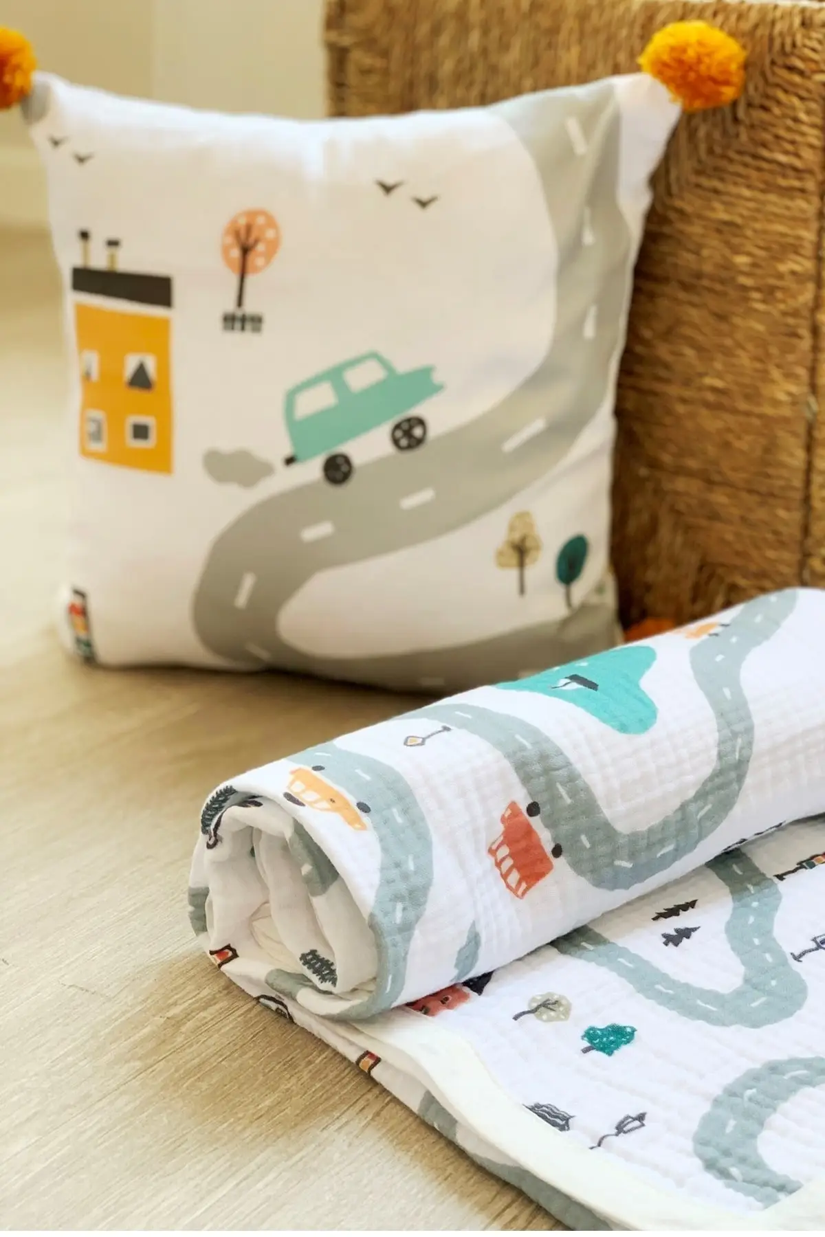 Traffic Organic Cotton Pillow decorate and 4 Floor Müslin Blanket Baby Gift Mother & Kids