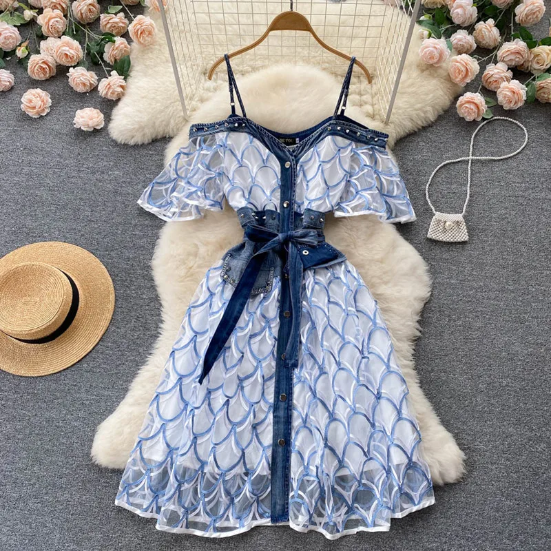 

Vintage mesh stitched denim suspender dress temperament V-neck lace up Dress vestidos elegantes para mujer 2022