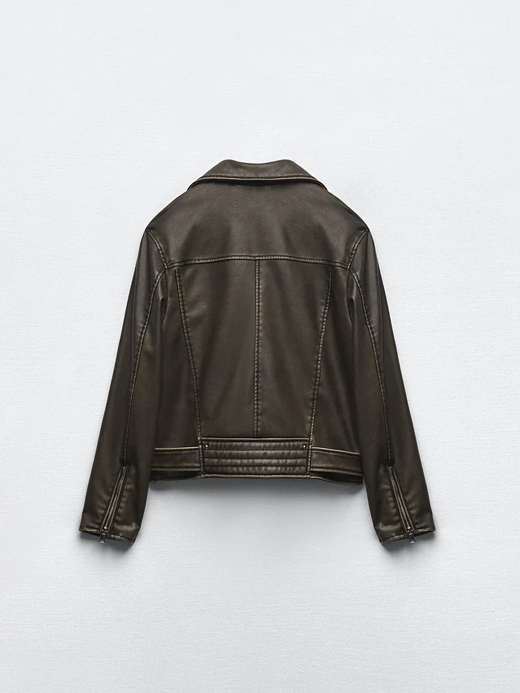 Рисунок 2 - Куртка женская из искусственной