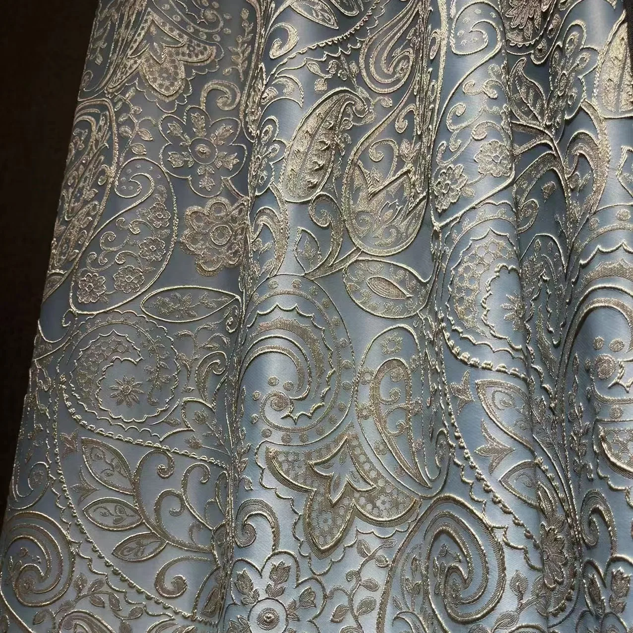 

Роскошные тисненые шторы с золотой нитью для гостиной, высокоточные драпированные шторы для окон, индивидуальные шторы # E