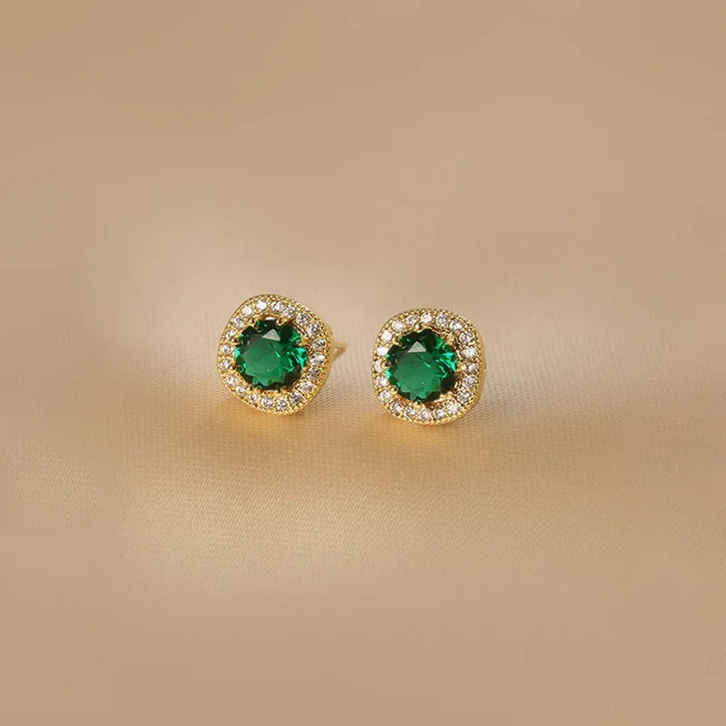 

Green square diamond ~ simple basic retro emerald all-match earrings 2022 new trendy light luxury high jewelry