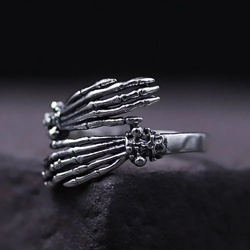 

Coconal Men Punk Gothic Skeleton Hand Ring Fashion Trend Hip-Hop Rock Style Popular Party Jewelry Personalized Creative Gift