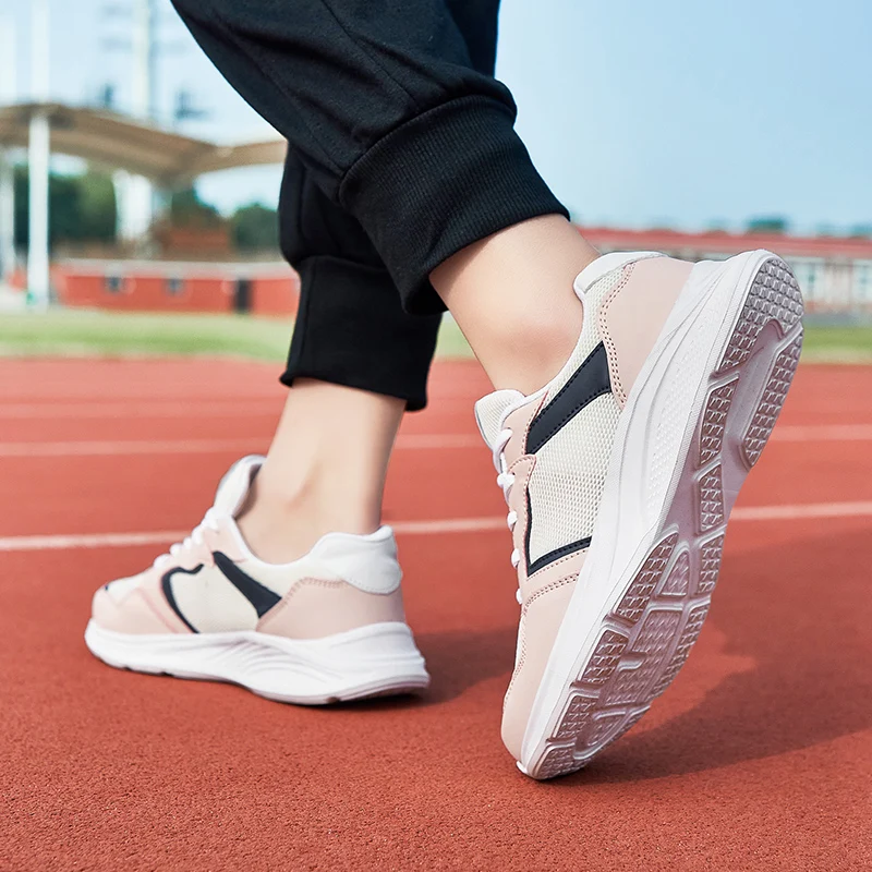 

Hot 2022 New Summer Cowhide Mesh Splicing Breathable Summer Sneakers Women Sandals Casual Sandals Platform Light Increase Shoes