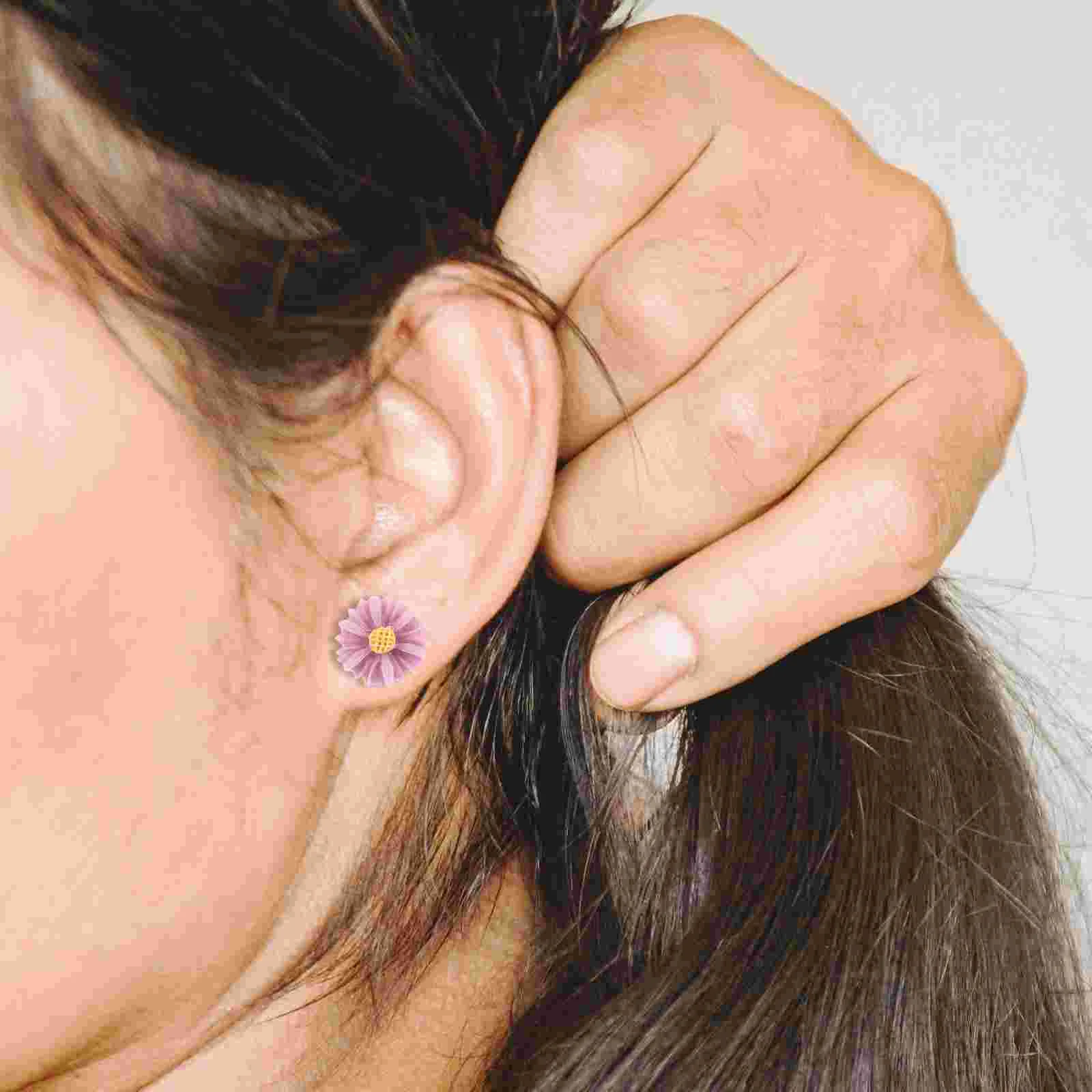 

8 Pairs Ear Studs Teen Girls Daisy Earrings Fashionable Flower Earrings Cute Ear Jewelries for Women