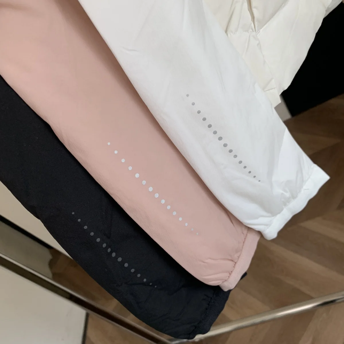 Women's Ultra Light Down Jacket 90% White Duck Female Slim Fit Yoga Lulu Trendy Portable Hoodie Outwear Coats DJ03