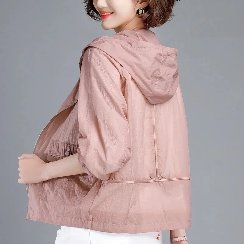 

Spring Autumn Thin Short Hooded Coat Mother Summer Sunscreen Clothing Female 2021 New Korean 5XL Loose Pocket Coat With Lining