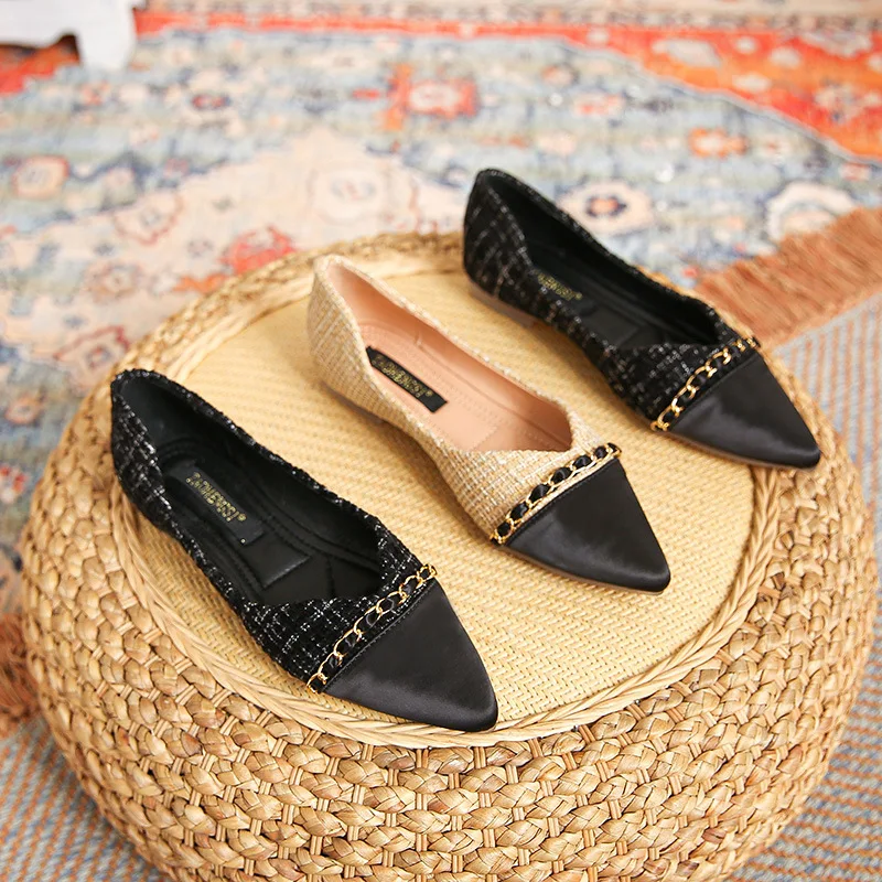 

2023 New Spring and Summer Korean Version of Microfiber Pointed Flat Mouth Flat Shoes Women Low Heel Black Single Shoe Women