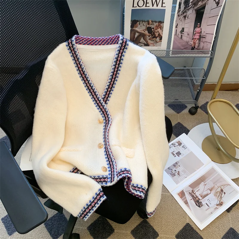 

2023 New Fall Winter Women Sweater High Quality Long Sleeve V-Neck Single Breasted Knitted Cardigan Tops Casual Sweater