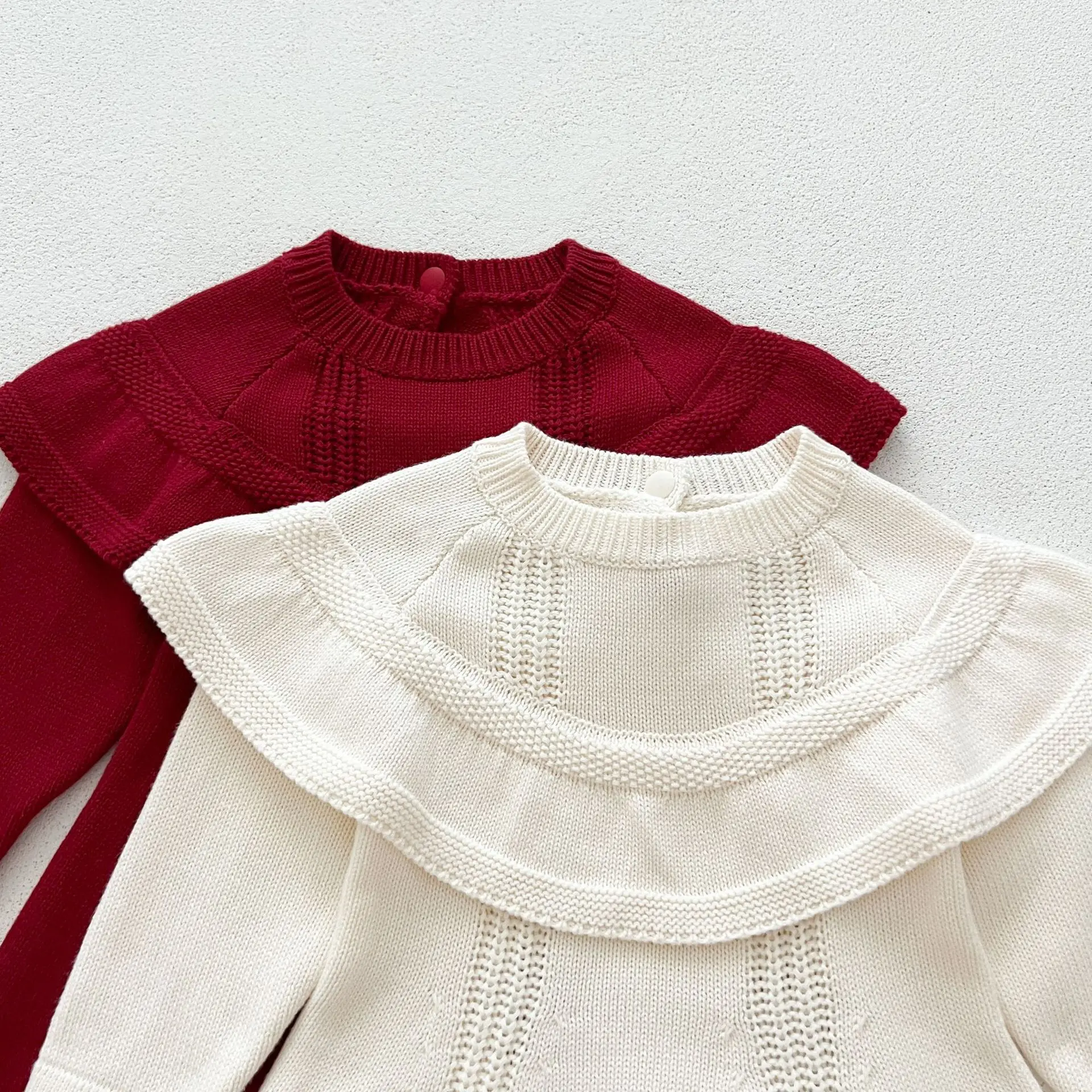 Детское вязаное платье