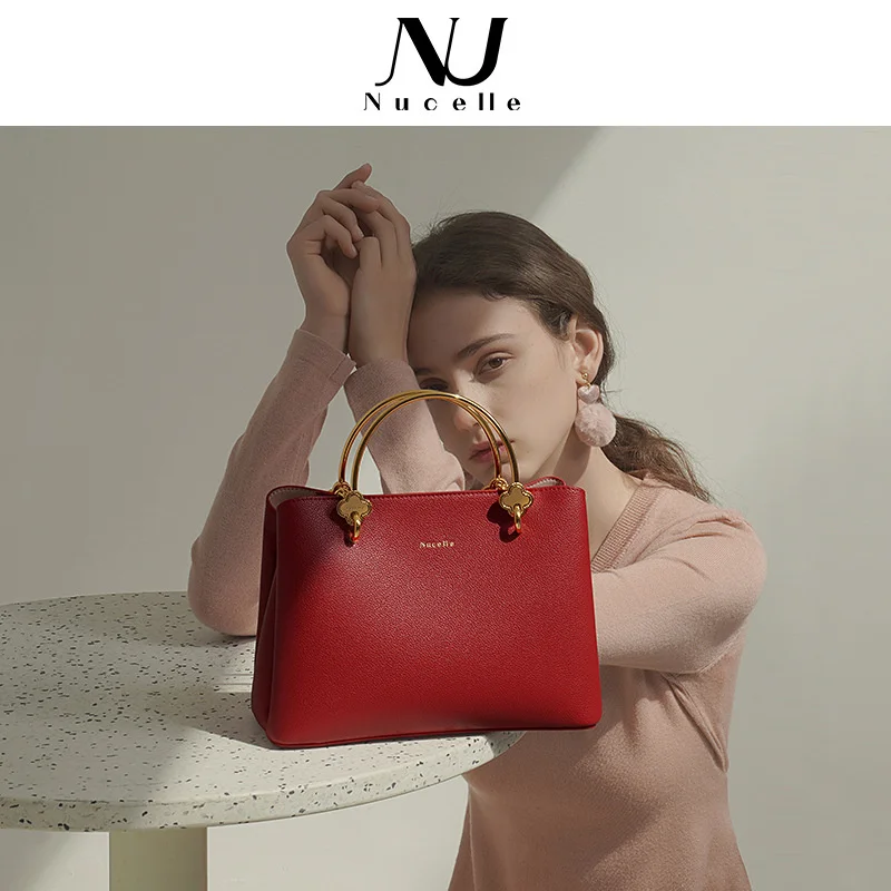 

Новая оригинальная качественная Роскошная брендовая новозеландская красная ручка 2023 новая сумочка большой емкости для матери невесты сва...