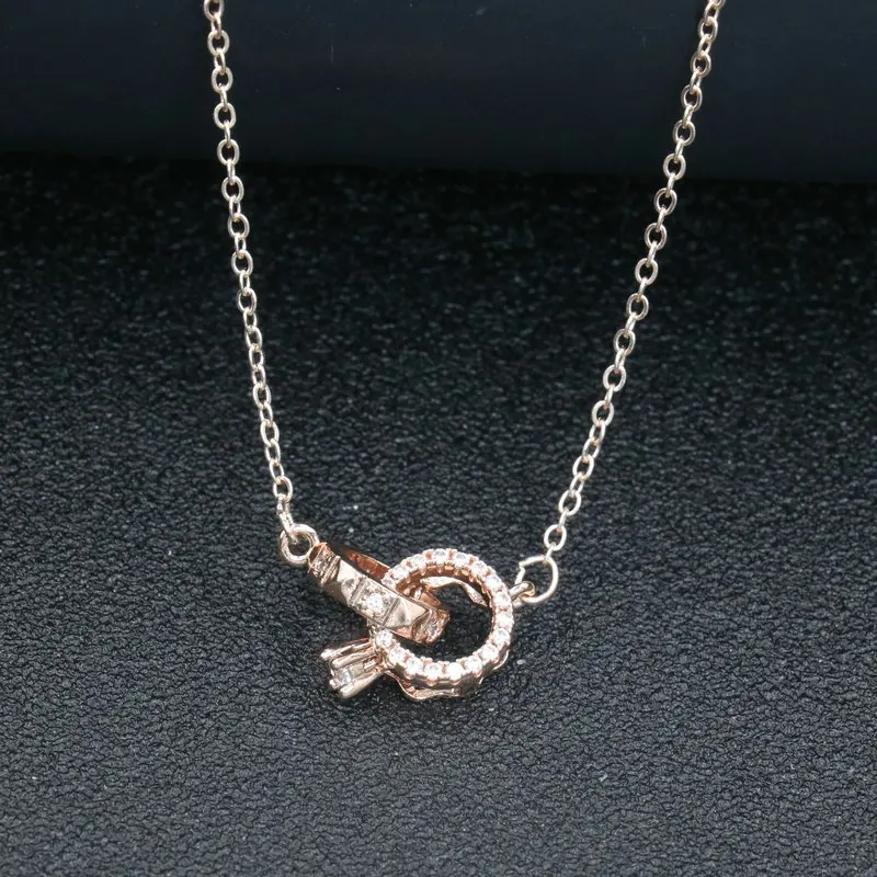 Женское кольцо с кольцом изысканная цепочка до ключиц подарок на день Святого