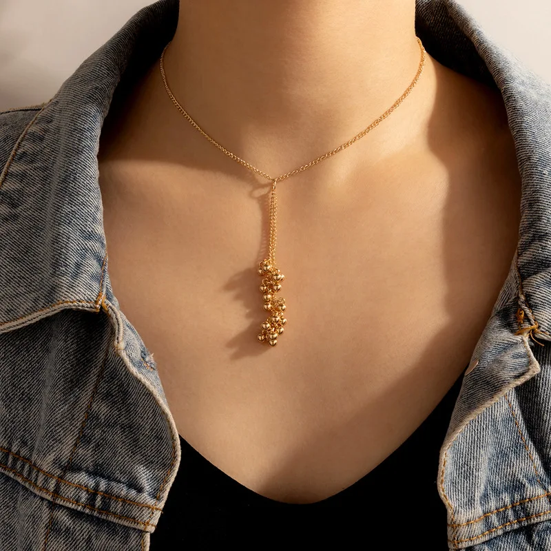 

New 2022 Small Gold Beaded Single Layer Necklace With Geometric Simplicity Chain Tassel Clavicle Chain