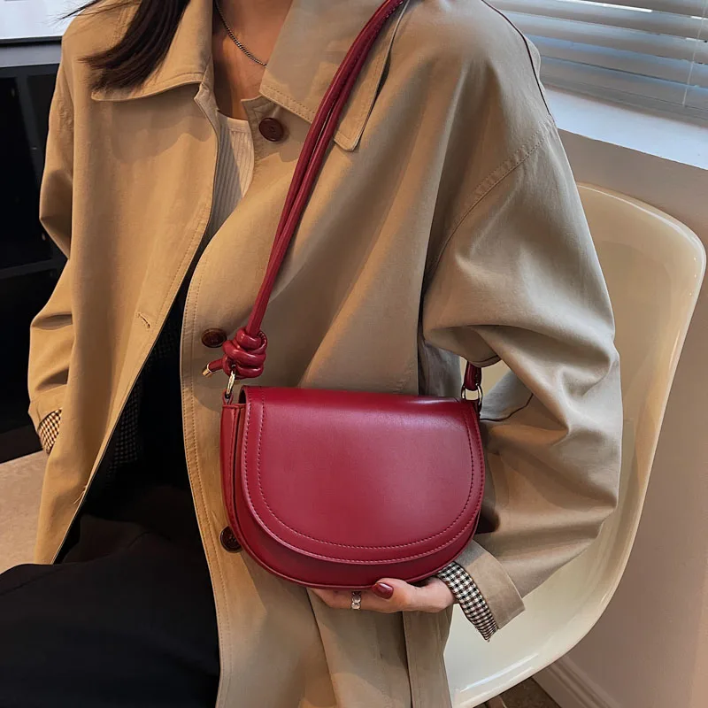 

New Fashion Women Bag Brand Designer Small Lady Shoulder Bags Half moon type Phone Pack And Purse Premium Leather Crossbody Bags