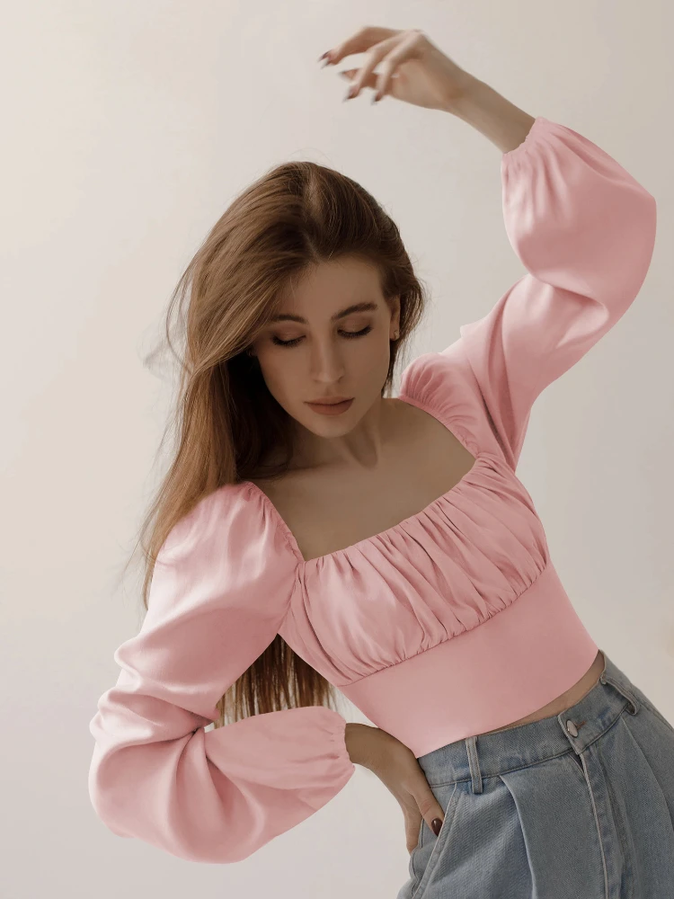 Осенний женский розовый топ с длинным пышным рукавом Однотонный кроп-топ
