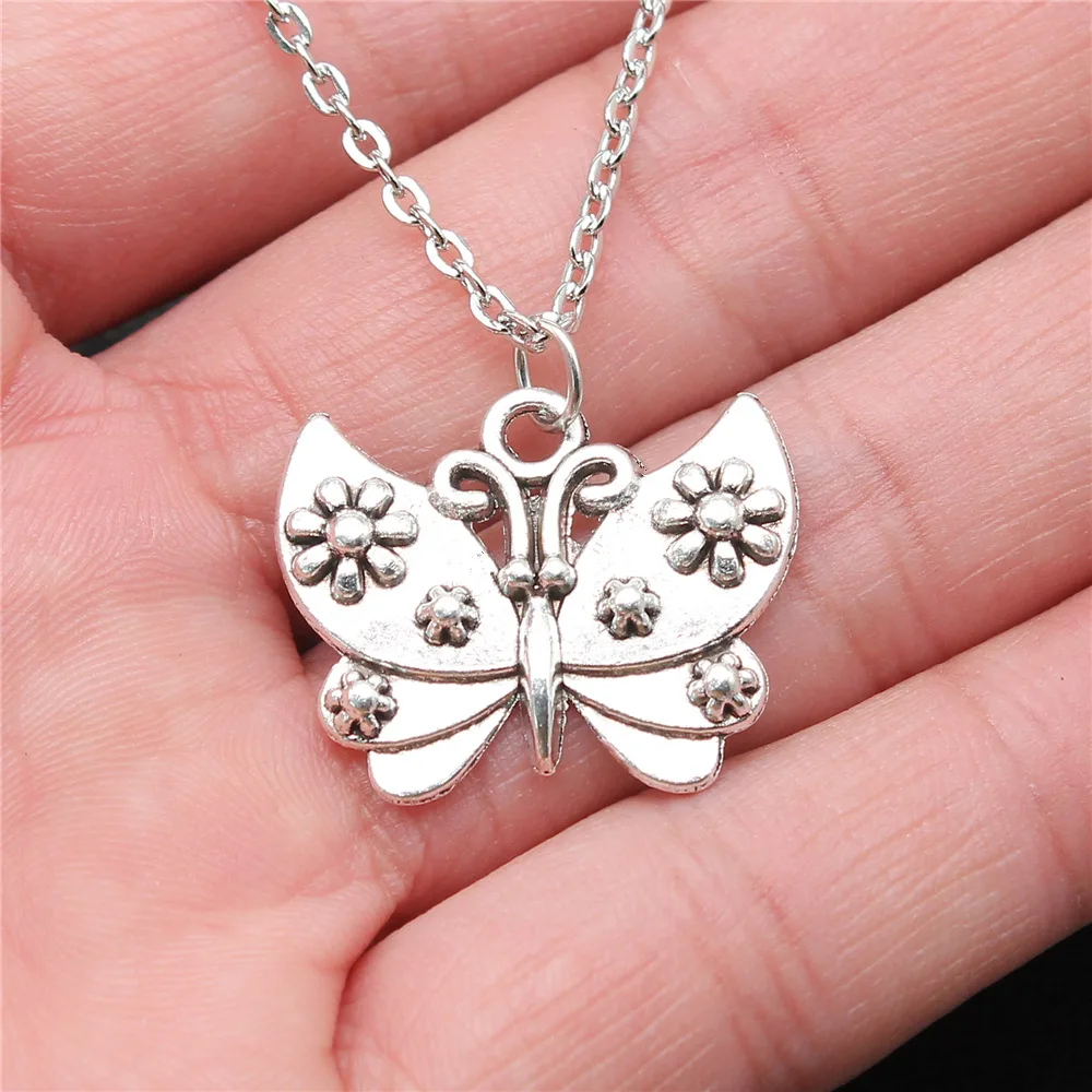 

Dropshipping 2 Colors 26x21mm Butterfly Pendant Necklace Jewelry For Women
