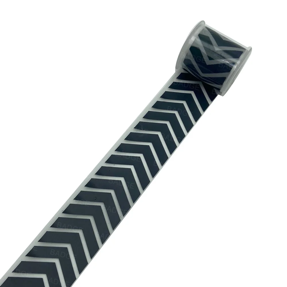 

Многоцветные светоотражающие наклейки BADGE 2.7x70 см