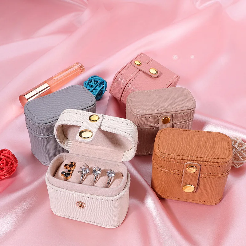 

1PC PU Leather Ring Case 6.5*4*5.5cm Small Mini Flip Lid Portable Travel Inner Velvet Jewelry Storage Box Display Organization