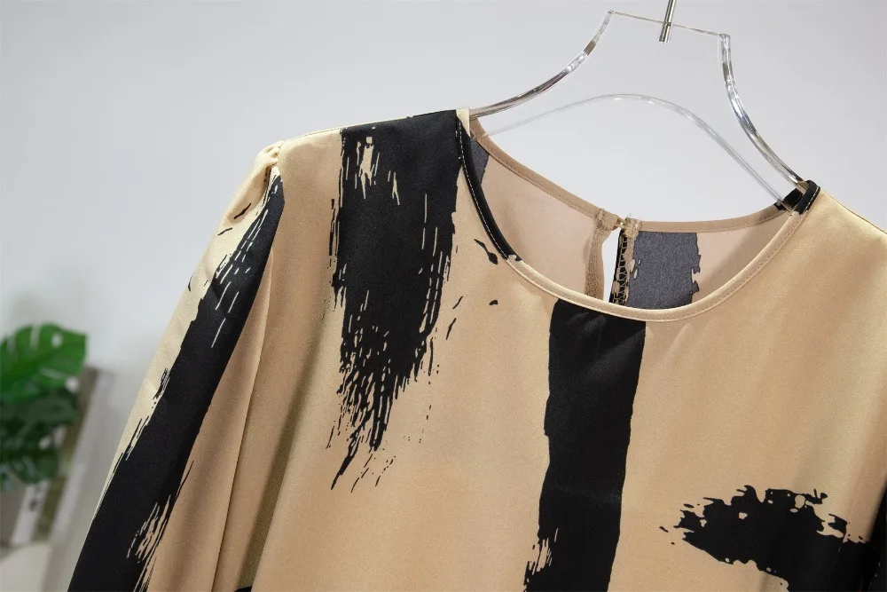 Платье женское длинное ТРАПЕЦИЕВИДНОЕ с длинным рукавом круглым вырезом и