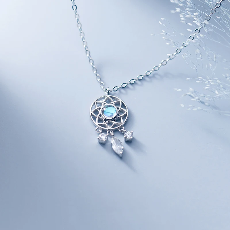 

Silver Colorful Dream Catcher Necklace Simple Design Niche Trend Female Clavicle Chain Female Jewelry Accessories