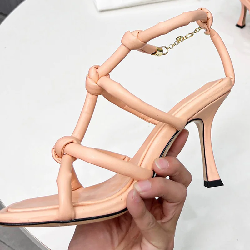 

Fashion Genuine Leather Narrow Band Weave Light Luxury Design Women's High Heel Sandals Summer Fairy Style Series Roman Shoes