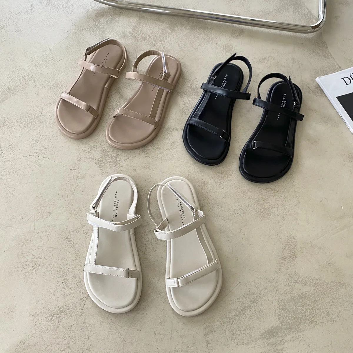 

Low Sandals Woman Leather Low-heeled Rubber Basic Fabric Hoof Heels PU Low Sandals Woman Leather Low-heeled PU Fabric Rubber B