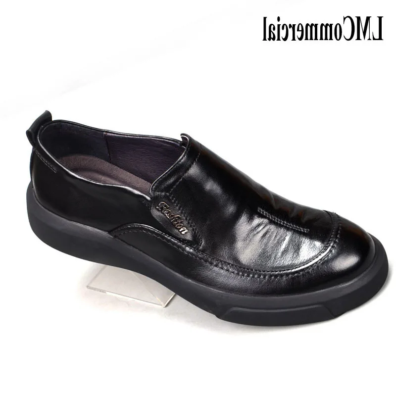 

Мужские классические туфли, летние оксфорды, весенние британские мужские кожаные туфли, деловые мужские повседневные туфли на плоской подо...