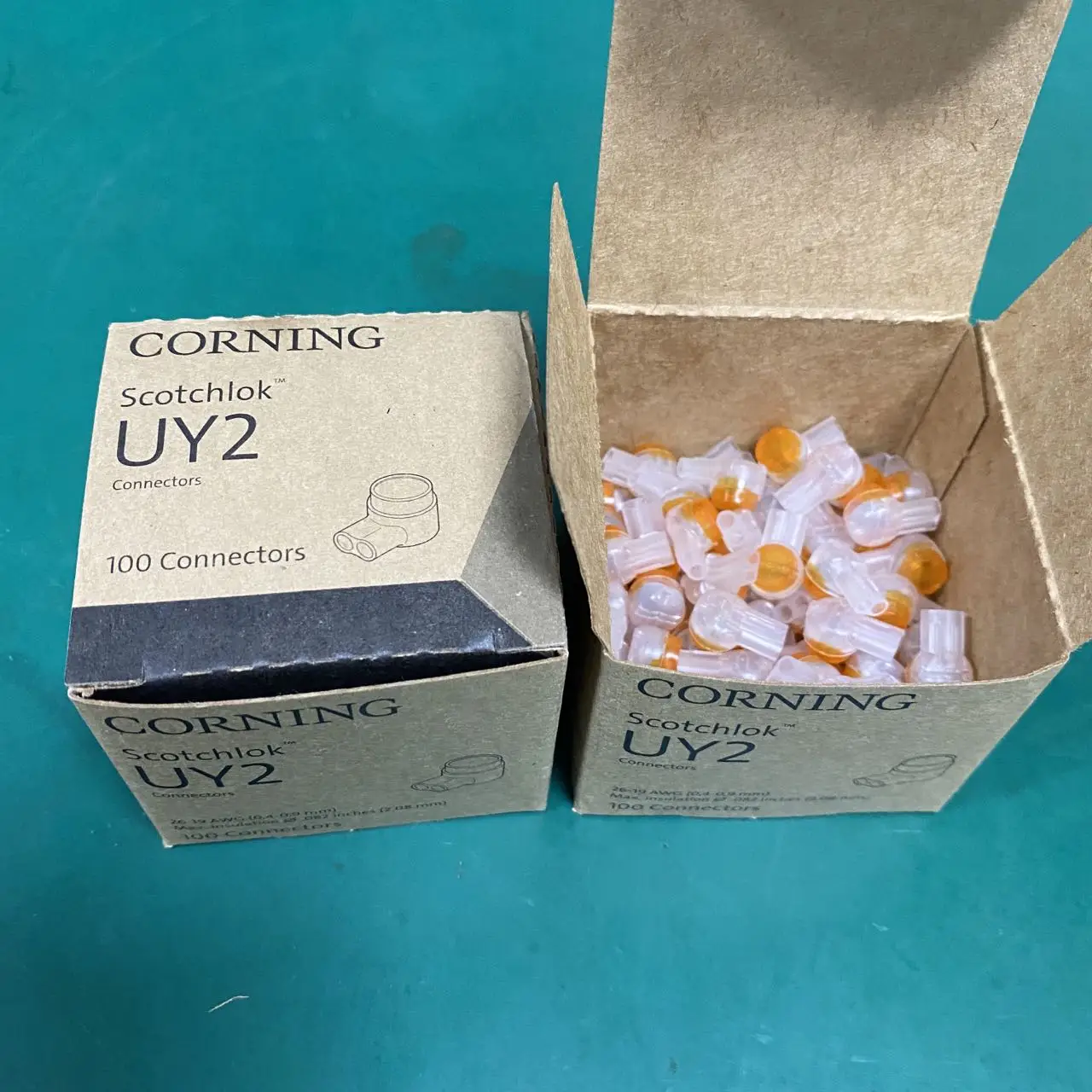 Оригинальный Соединитель 3M/CORNING UY2 K2 Клеммная колодка для телефонной сети 100 шт. |