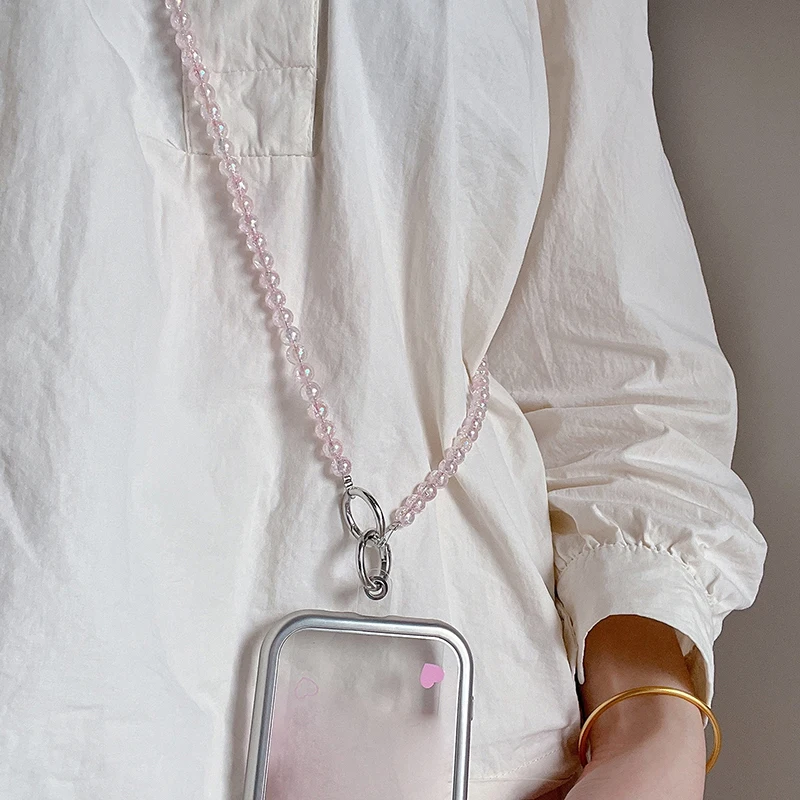 Длинный ремешок для телефона с трещинами и вышивкой из бисера