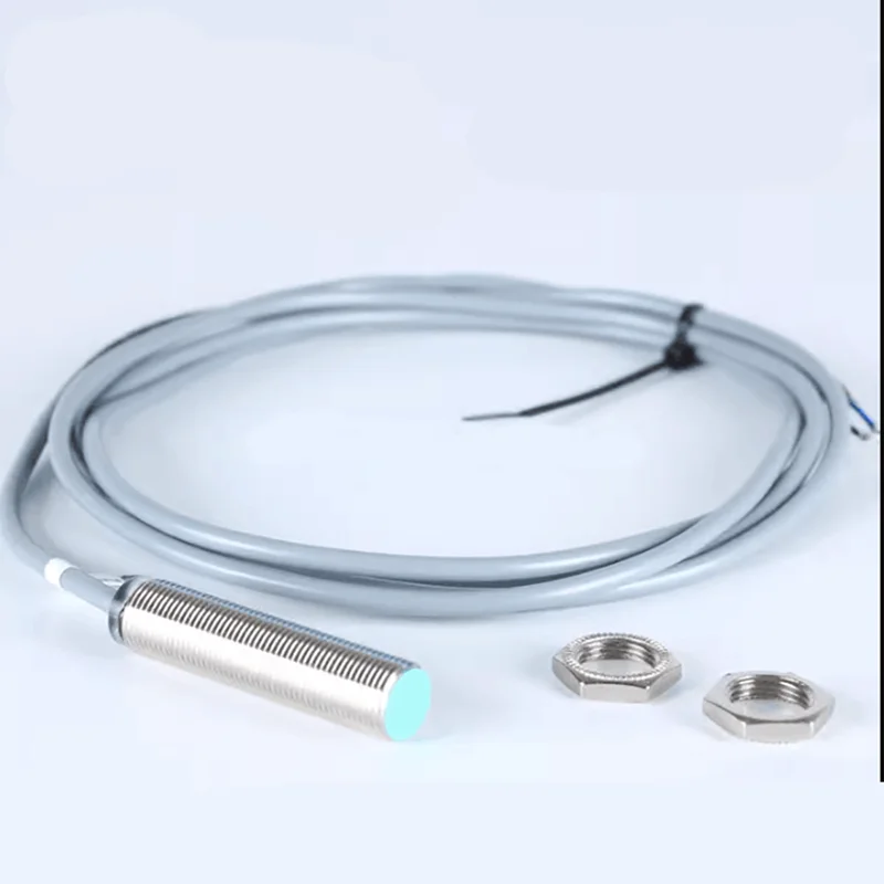 NJ2-12GM50-E3 новый высококачественный индуктивный датчик приближения P + F