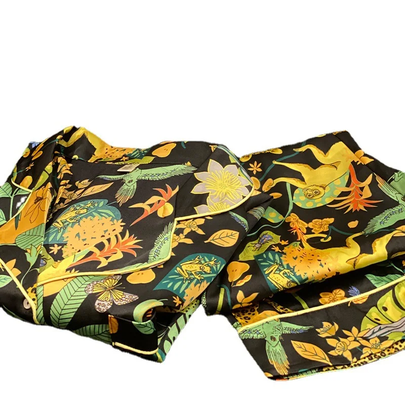 2023 New Art Printing Pajamas for Women Silk Satin Leopard Long Sleeve Pants Temperament Homewear Sleepwear Green images - 6