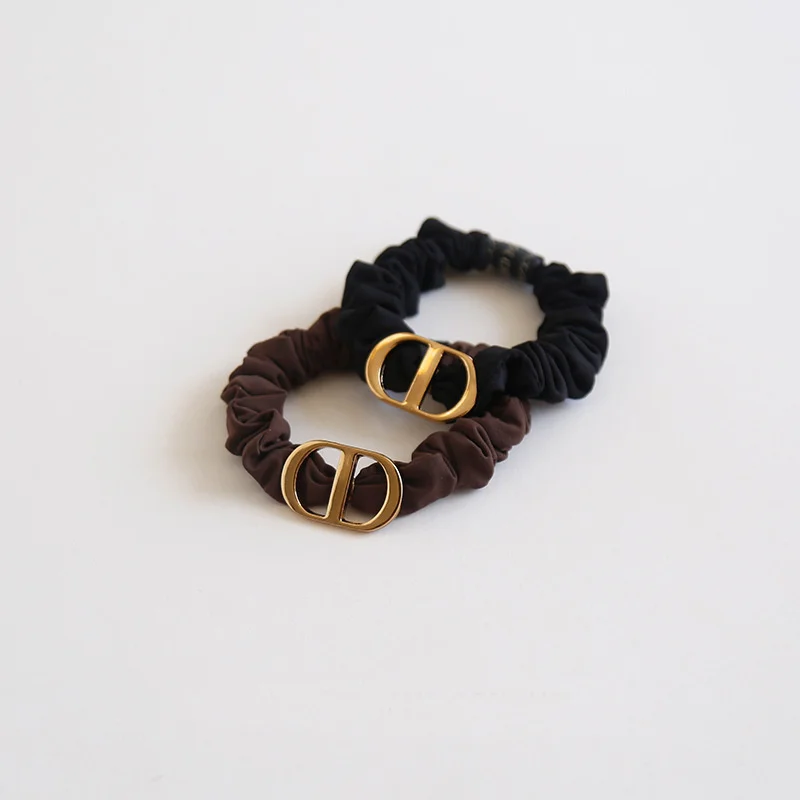 

2022 New Korean Diameter 7cm Retro Metal Letter D Elastic Hair Band For Woman Girl Simple Temperament Ponytail Ties Accessories