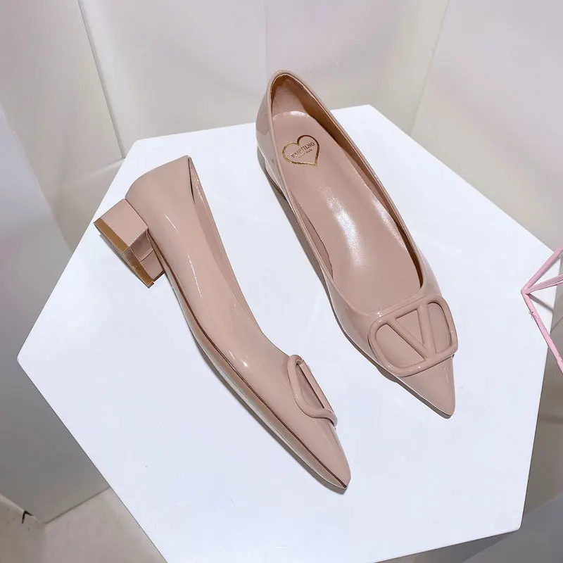 

2023 V-Button Pointed High Heels Nude Color Single Shoes New Sexy Patent Leather French Comfortable Pumps Office Women's Shoes