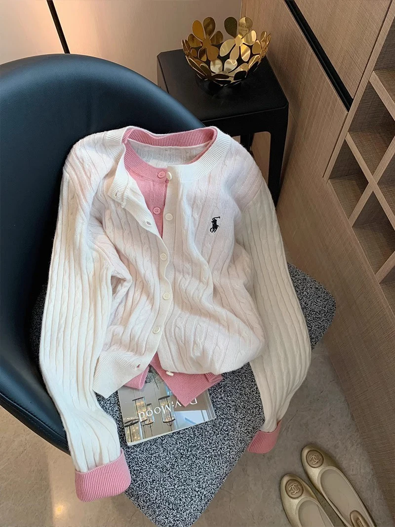 Плюс размер позволяет мне выглядит стройнее! Корейский вязаный кардиган из двух