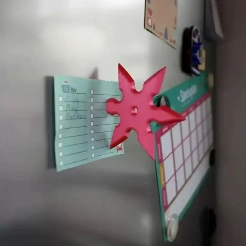 

Магниты для холодильника 3D нож