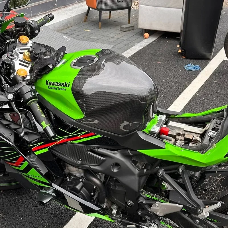 Защита бака мотоцикла Kawasaki ZX4R/ZX4RR модификация углеродного волокна спортивная