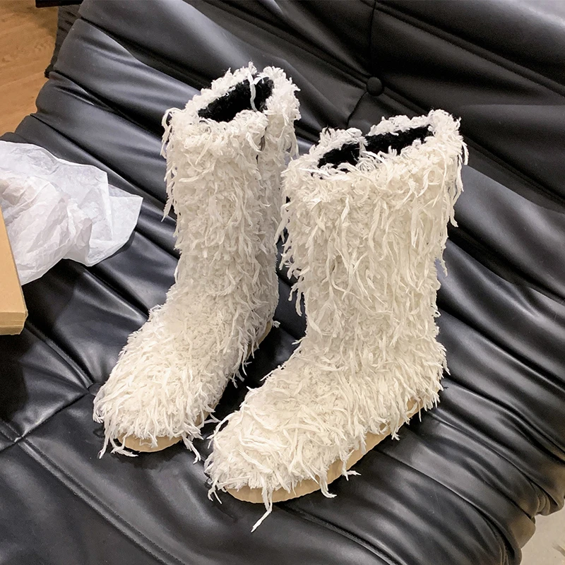 Женские зимние ботинки на толстой подошве с бахромой и флисовой подкладкой