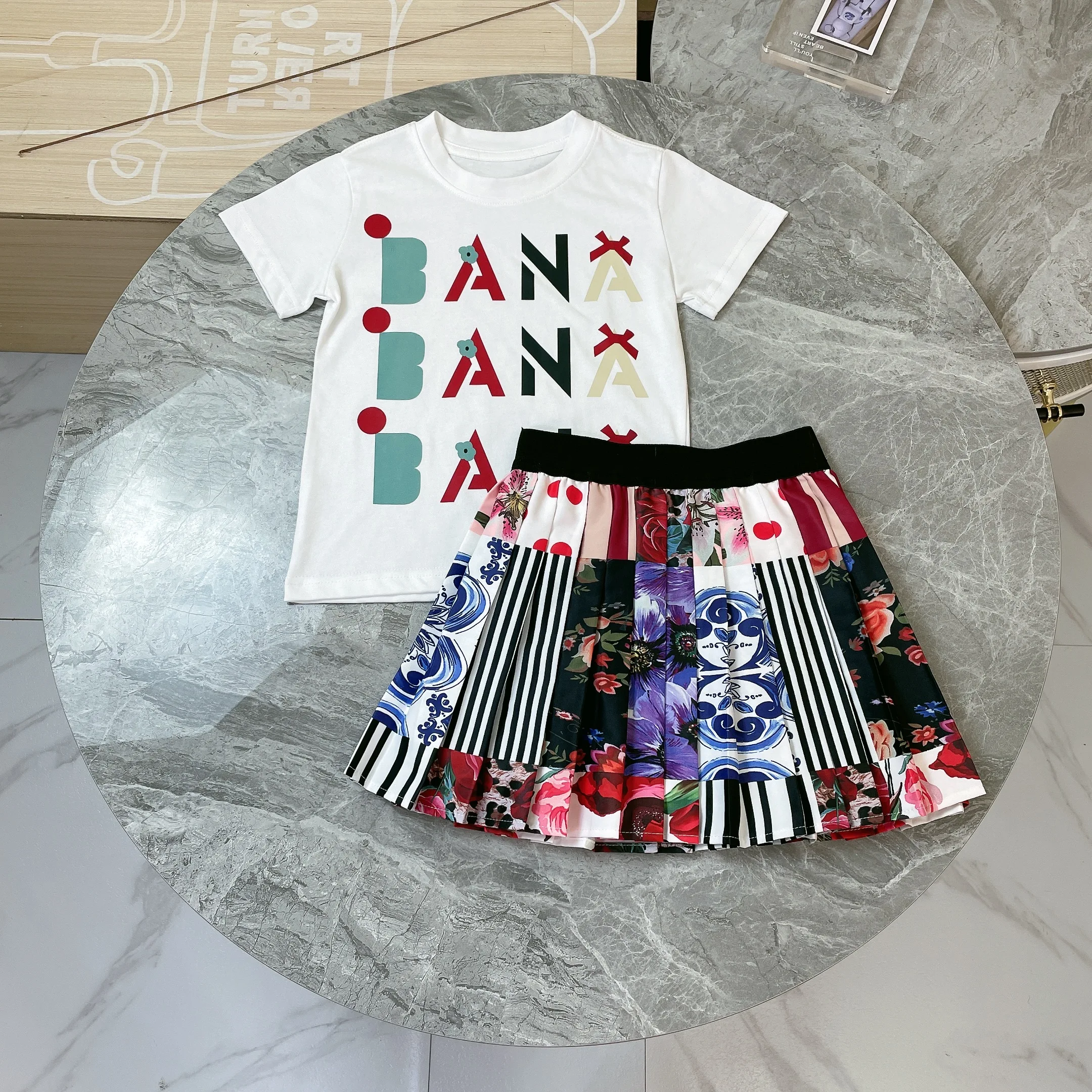 2022 Высококачественная летняя детская одежда на заказ комплект для девочек с
