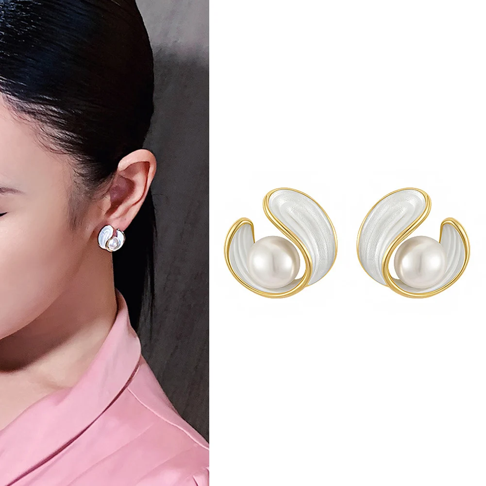 

2022 New Design Sense Exquisite Geometric Enamel Pearl Earrings Jewelry Party Luxury Accessories For Women's Unusual Earrings