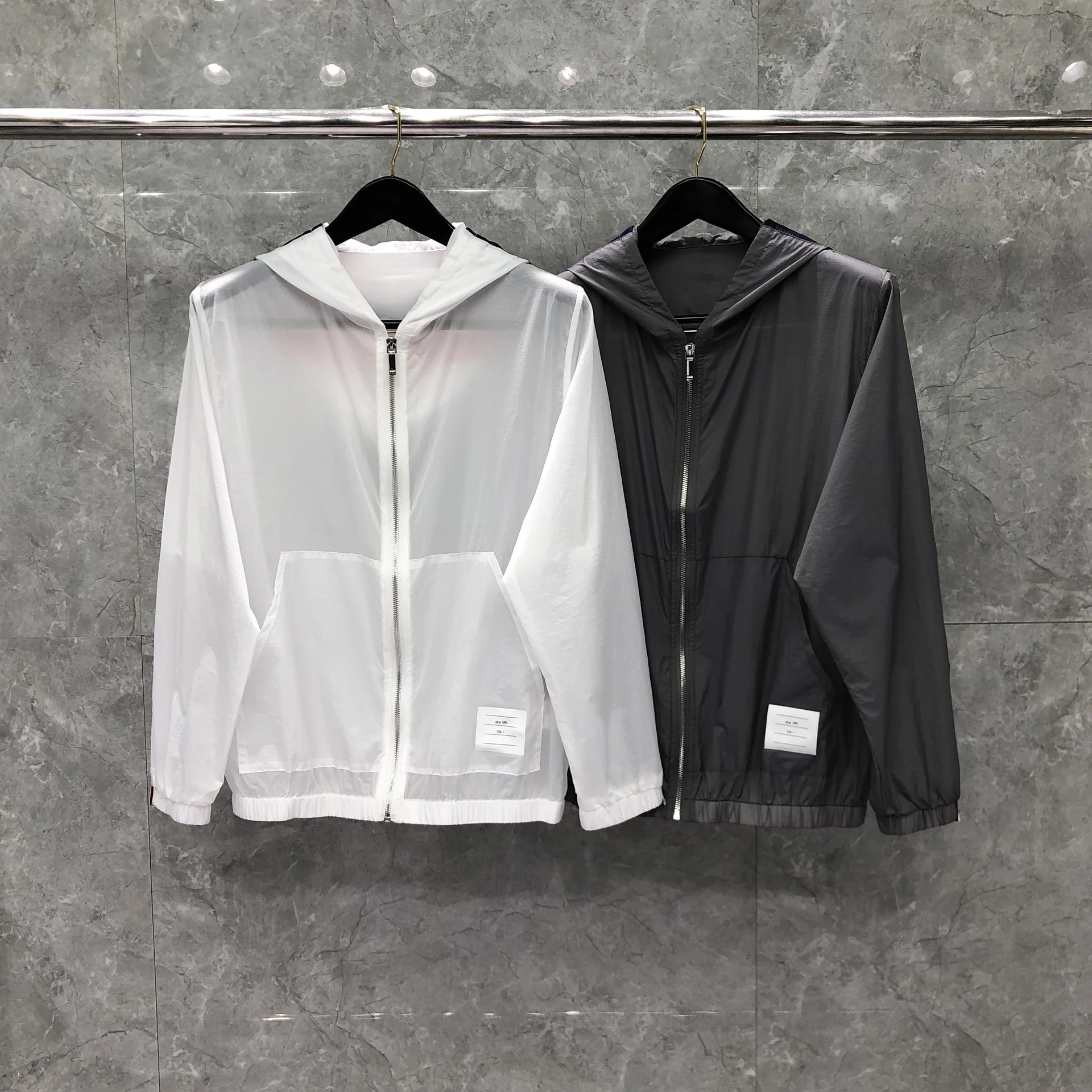 

TB Man's Jackets New Jacket Men Solid Summer Uv Sun-Protective Outdoor Coat Loose Thin Casual Hooded Skin Windbreaker