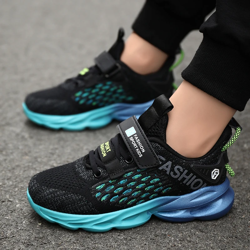 2022 New Boys' Mesh Breathable Casual Sneakers Kids Light Running Shoes for Girls Fashion Sneakers Non Slip Wear-resistant Shoes
