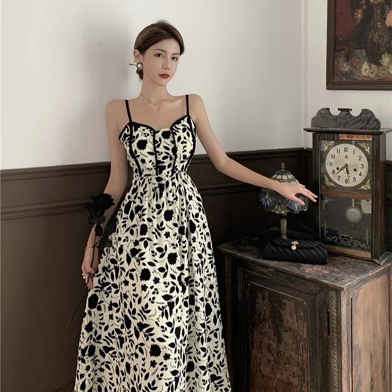 

Women's new French floral suspender dress with high waist in summer sexy dress