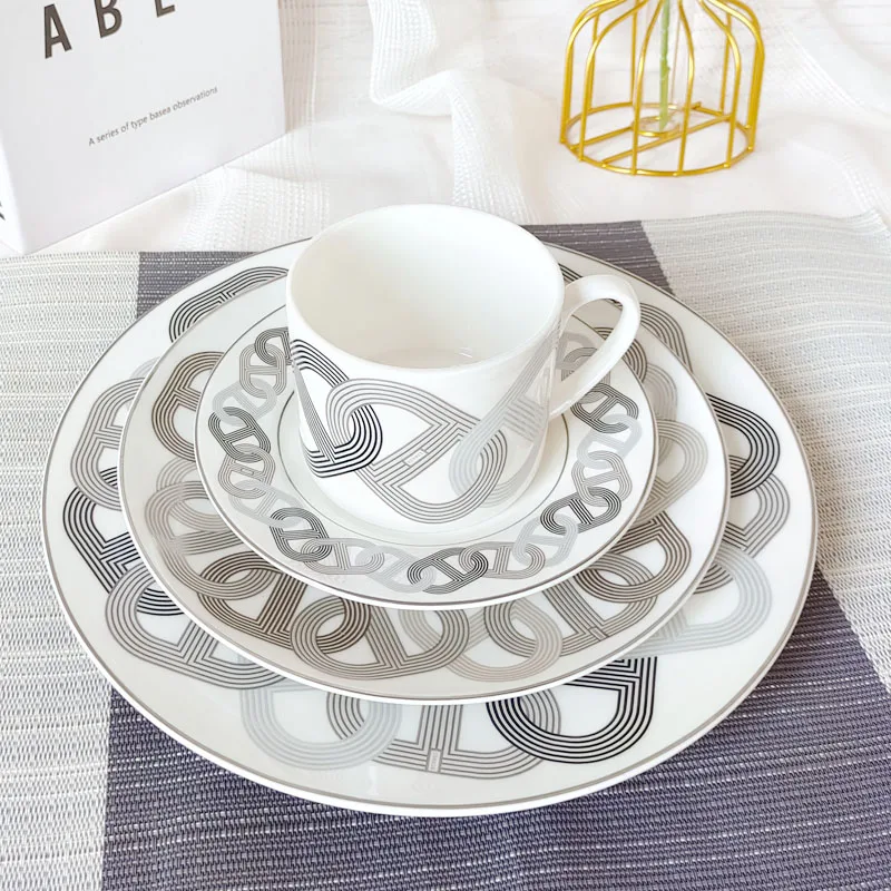 

Simple and Luxurious European-style Ceramic Western Food Plate Ceramic Steak Cutlery Decorative Cup and Saucer Set