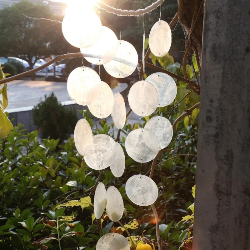 Элегантный Capiz Shell Windchime Mobile Serenes звучит для релаксации