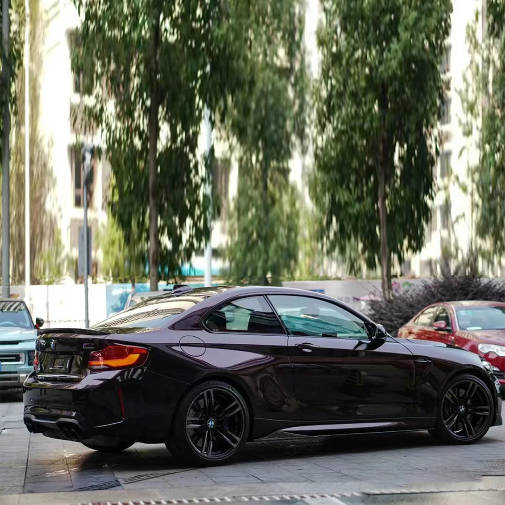 Виниловая пленка для автомобиля Wrapmaster Glossy Liquid Metallic PET Gentian Purple