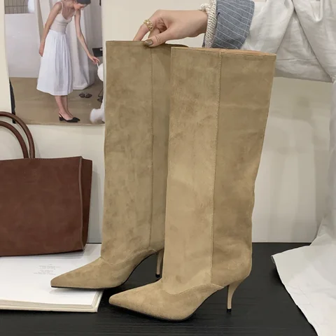 Eilyken, осенне-зимние дизайнерские женские сапоги до колена, модные длинные ботильоны для стриптиза на тонком каблуке с острым носком